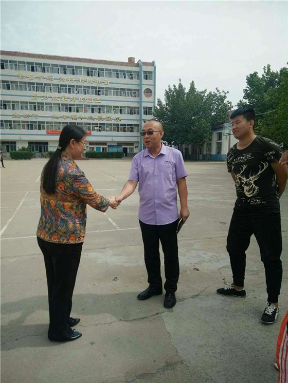 annilte公司與 濟南技師學院合作實習同步帶輪車間 (1)