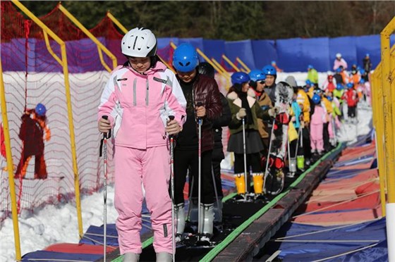 滑雪場魔毯輸送帶0923-7