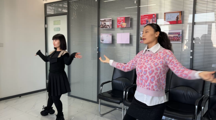 濟南安耐2025年會前瞻!彩排現場火花四濺,期待值爆表 濟南安耐2025年會前瞻!彩排現場火花四濺,期待值爆表