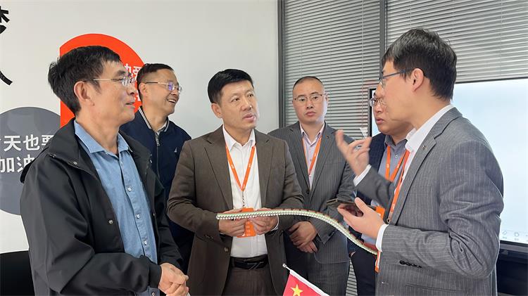 俄羅斯科學院-8